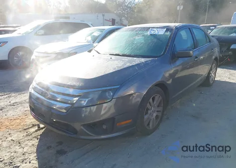 2010 Ford Fusion Se z USA, uszkodzony, nr VIN 3FAHP0HA2AR402573